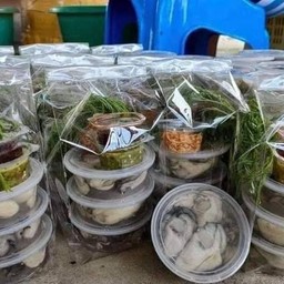 นิสา หอยลวกสาขา2  เเม่น้ำคู้ซอย3