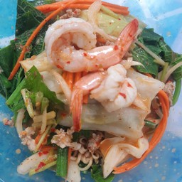 ยํามาม่าน้ำข้นรวมมิตรแซ่บๆจ้า