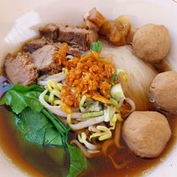 เจ๊อรก๋วยเตี๋ยวโบราณ