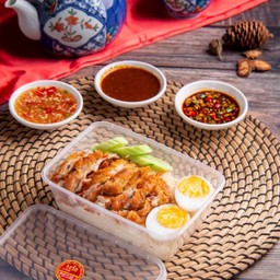ข้าวมันไก่ทอด...ออกไข่
