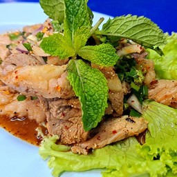 น้ำตกเนื้อ