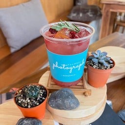 Pink Lady (ลิ้นจี่กุหลาบโซดา)