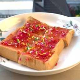 ปังปิ้งเนย+แยมสตอเบอรี่+เม็ดสี