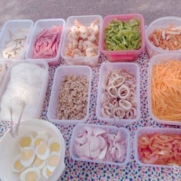 ยำ 29 บาท by.ครัวอิ่มจัง