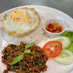 ข้าวกะเพราหมูสับ