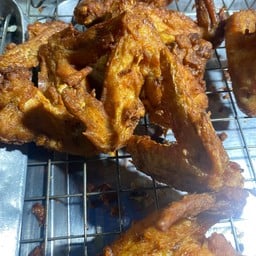 ไก่ทอดหาดใหญ่ สาขา 7 วันซอยรจนา 253