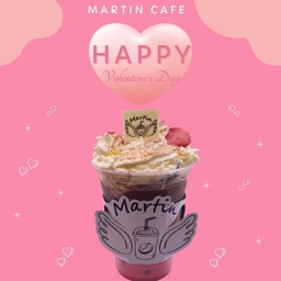 Iced Strawberry Chocco Latte สตรอวเบอร์รี่ชอคโกลาเต้