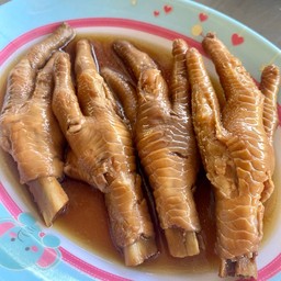 ตีนไก่ตุ๋น