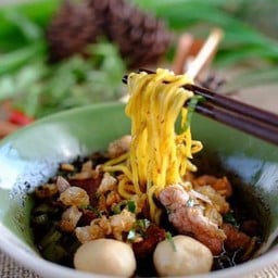 หมี่เหลืองหมูสด เนื้อสด