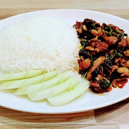 ข้าวราดกระเพราเป็ดย่าง