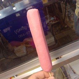 ลูกชิ้นปิ้งนายตรี ตลาดบุญเจริญ