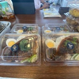 Hello CRUNX บ้านฉาง