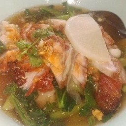 บะหมี่หมูกรอบ