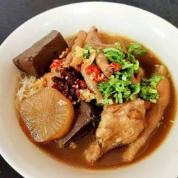 ก๋วยเตี๋ยวไก่ตุ๋น