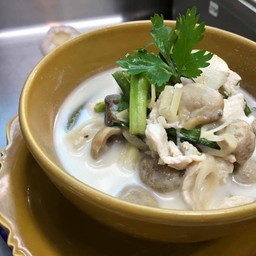 ต้มข่าไก่