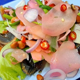 ยำไข่เยี่ยวม้า