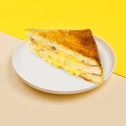 Ham Double Cheese with Spinach Bread I แซนวิชดับเบิ้ล แฮมชีส