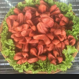 ไส้กรอกแดงทอดกรอบ+แถมน้ำจิ้มรสเด็ด