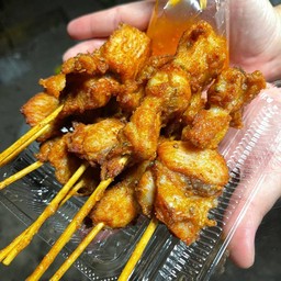 ข้าวไก่ทอดพริกไทยดำท่าข้าม