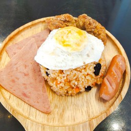 ข้าวผัดอเมริกัน AMERICAN FRIED RICE