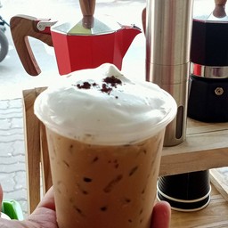 686 Coffee Slow Bar สวนหลวง ร.9