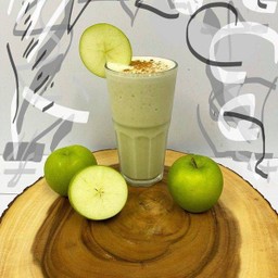 Apple Yoghunrt Cinnamon Shake แอปเปิ้ลโยเกิร์ตชินมอนปั่น