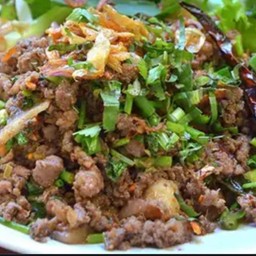 ลาบเนื้อ