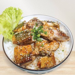 016 ข้าวหน้าซาบะเทริยากิ (SABA TERIYAKI DON)