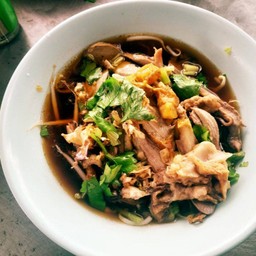 ก๋วยเตี๋ยวเป็ดพะโล้