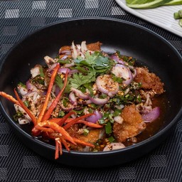 ลาบไก่ทอด