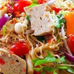 ยำมาม่ารวมมิตร