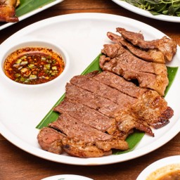 เนื้อย่างติดมัน.