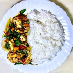 ข้าวกระเพราทะเล