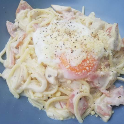 สปาเก็ตตี้คาโบนาร่าไข่ออนเซนต์