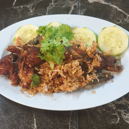 กบ กระเทียม