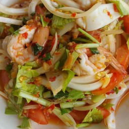 เจ๊น้องก๋วยเตี๋ยวไก่ อาหารตามสั่ง