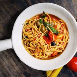Spaghetti Tomato Sauce สปาเก็ตตี้ซอสมะเขือเทศ
