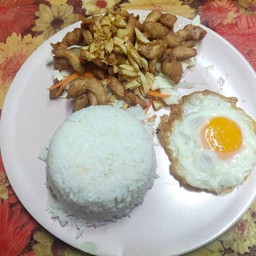 ข้าวสวย+ไก่ทอดกระเทียมพริกไทย