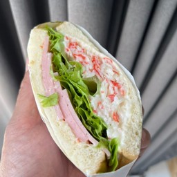 GukGuk ไก่ทอดและแซนด์วิช