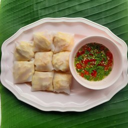 เมี่ยงก๋วยเตี๋ยว (ไข่ล้วน)