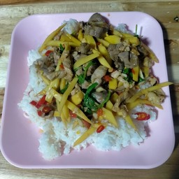 ผักหน่อไม้เครื่องใน