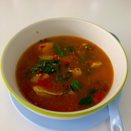 แกงส้มพริกนกปลา