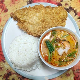 ข้าวสวย+ปลาทอด+น้ำซุปต้มยำ