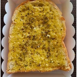 ปังปิ้งเนยกระเทียม