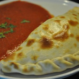 Calzone Roasted Chicken คาร์ซูลไก่อบ