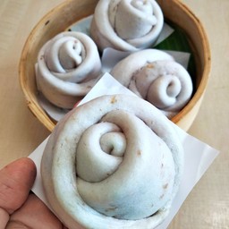 หมั่นโถวเผือก เจ