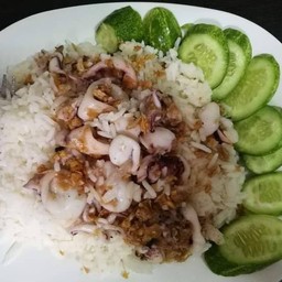 หมึกกระเทียม