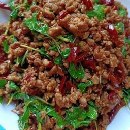 ผัดกะเพราเนื้อ