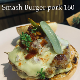 Pork Burger เบอร์เกอร์หมู