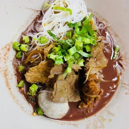 ก๋วยเตี๋ยวเรือ ป.ประทีป สาขาแฉล้ม บางคอแหลม